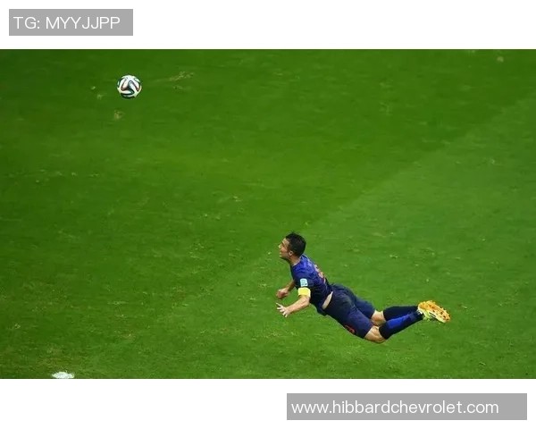 足球明星双人庆祝动作解析展现激情与默契的完美瞬间