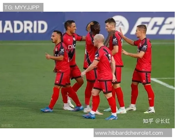 足球明星离谱穿搭大揭秘时尚与个性的碰撞引发热议